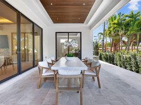 2709 NE 25th Ct, Fort Lauderdale FL 33305