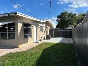 8371 NW 15th Ct, Pembroke Pines FL 33024