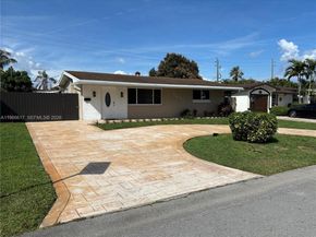 8371 NW 15th Ct, Pembroke Pines FL 33024