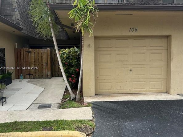 14261 SW 94th Cir Ln UNIT 105-20 10520, Miami FL 33186