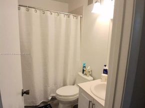 10830 NW 8th St, Pembroke Pines FL 33026