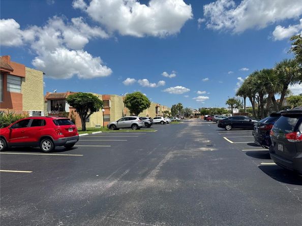 9350 W Flagler St 105A, Miami FL 33174