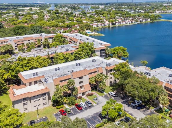 511 Ives Dairy Rd 1046, Miami FL 33179