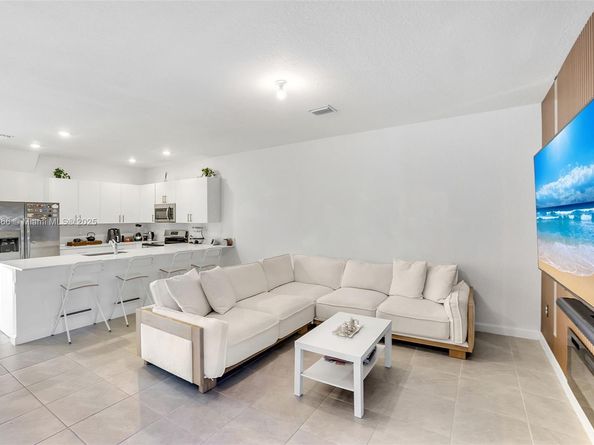 12859 SW 243rd Ter, Homestead FL 33032