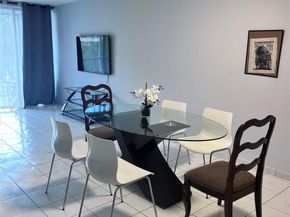 1670 NE 191st St 4033, Miami FL 33179