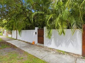 401 SW 28th Rd, Miami FL 33129