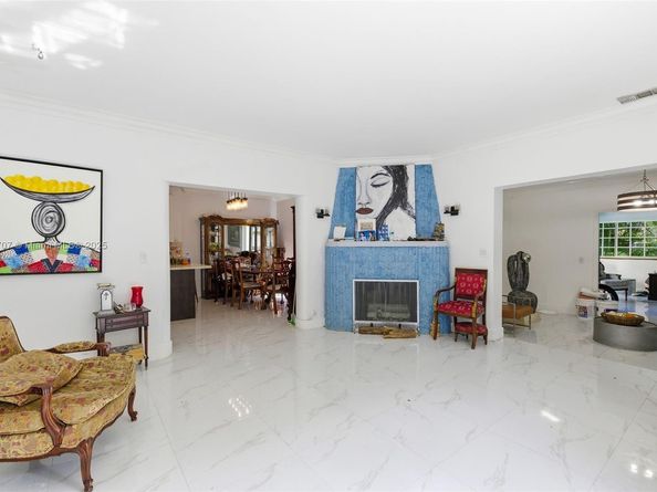 401 SW 28th Rd, Miami FL 33129