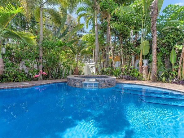 1030 Johnson St, Hollywood FL 33019
