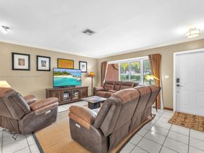 1030 Johnson St, Hollywood FL 33019