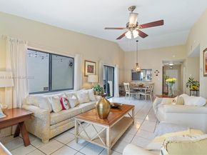 6710 S Parkway Dr 311, Margate FL 33068