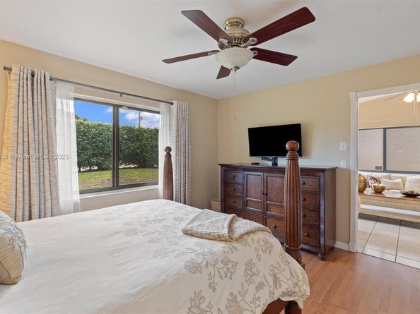6710 S Parkway Dr 311, Margate FL 33068