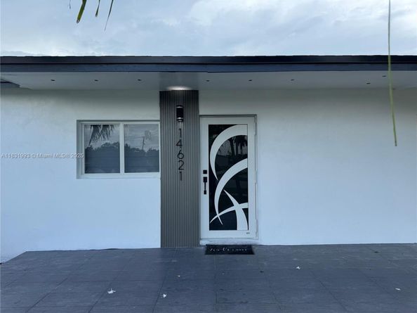 14621 SW 106th Ave, Miami FL 33176