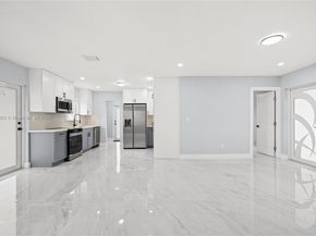14621 SW 106th Ave, Miami FL 33176