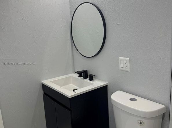 14621 SW 106th Ave, Miami FL 33176
