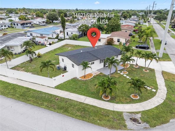 14621 SW 106th Ave, Miami FL 33176