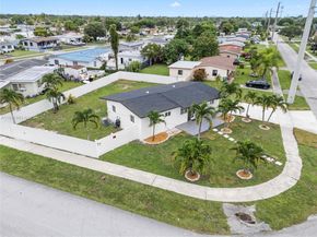 14621 SW 106th Ave, Miami FL 33176