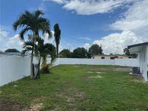 14621 SW 106th Ave, Miami FL 33176