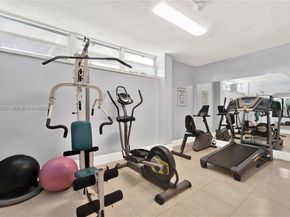 13155 Ixora Ct 311, North Miami FL 33181