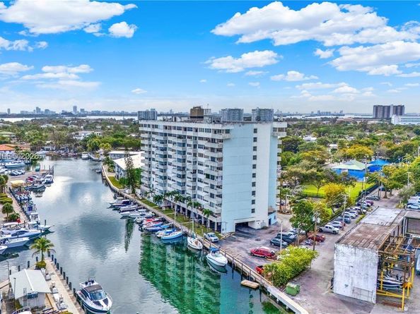 13155 Ixora Ct 311, North Miami FL 33181