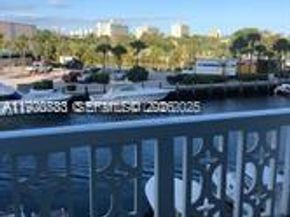 13155 Ixora Ct 311, North Miami FL 33181