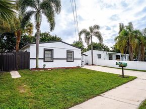 2634 Thomas St, Hollywood FL 33020