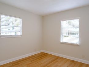 2634 Thomas St, Hollywood FL 33020