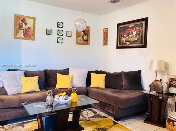 21463 NE 3rd Path, Miami FL 33179