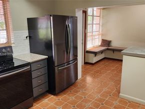 795 NW 42nd St, Miami FL 33127