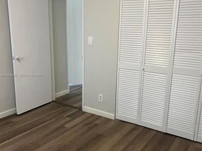 3001 N Oakland Forest Dr 104, Oakland Park FL 33309