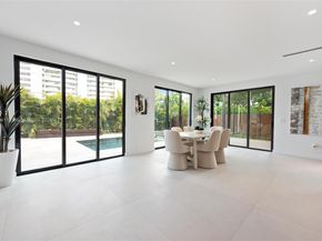 300 NE 48th St, Miami FL 33137