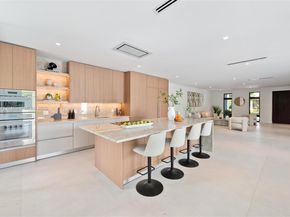 300 NE 48th St, Miami FL 33137