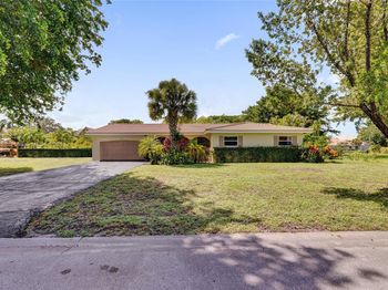 9060 NW 32nd St