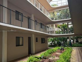 8400 SW 133rd Ave Rd 202, Miami FL 33183