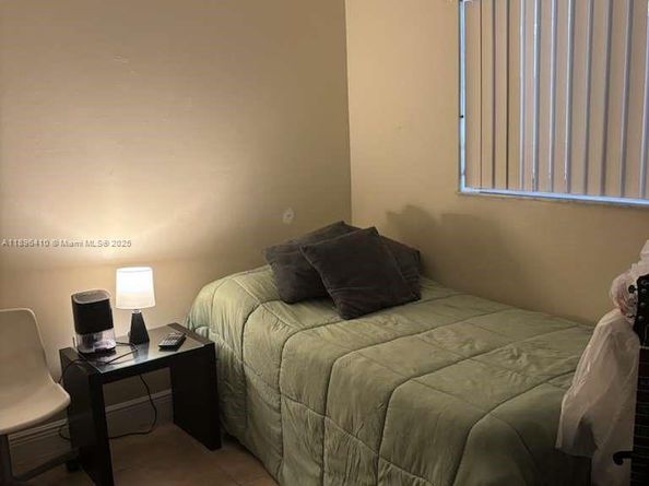 8400 SW 133rd Ave Rd 202, Miami FL 33183