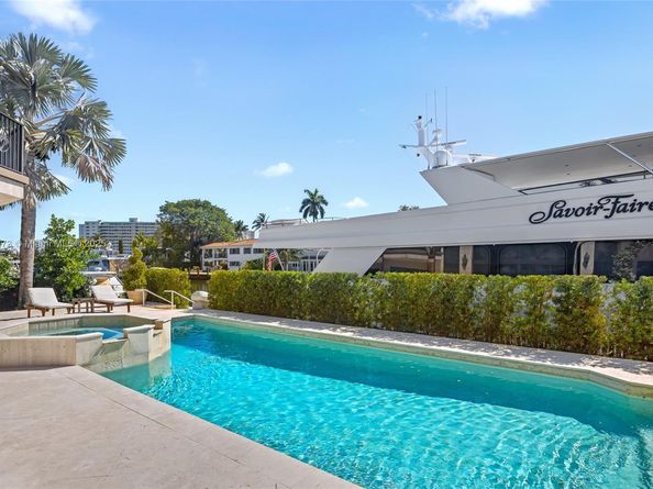 600 Isle Of Palms Dr, Fort Lauderdale FL 33301