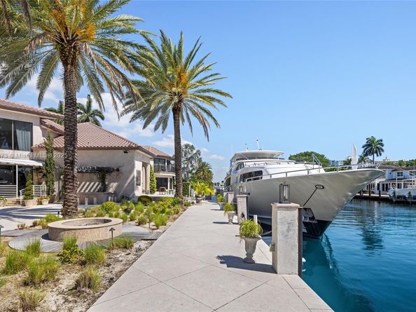 600 Isle Of Palms Dr, Fort Lauderdale FL 33301