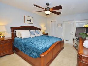 15915 Kingsmoor Way, Miami Lakes FL 33014