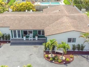 5920 SW 94th Ave