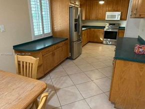 2271 SW 30th Ter, Fort Lauderdale FL 33312