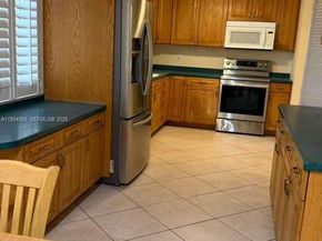 2271 SW 30th Ter, Fort Lauderdale FL 33312