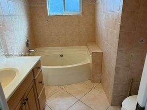 2271 SW 30th Ter, Fort Lauderdale FL 33312