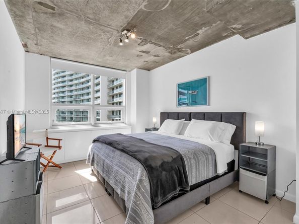 3250 NE 1st Ave 1120, Miami FL 33137