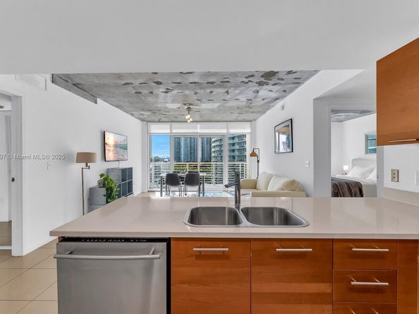 3250 NE 1st Ave 1120, Miami FL 33137
