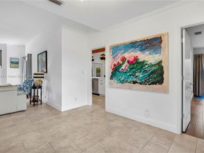 8932 NW 9th Pl, Plantation FL 33324