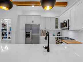 8932 NW 9th Pl, Plantation FL 33324