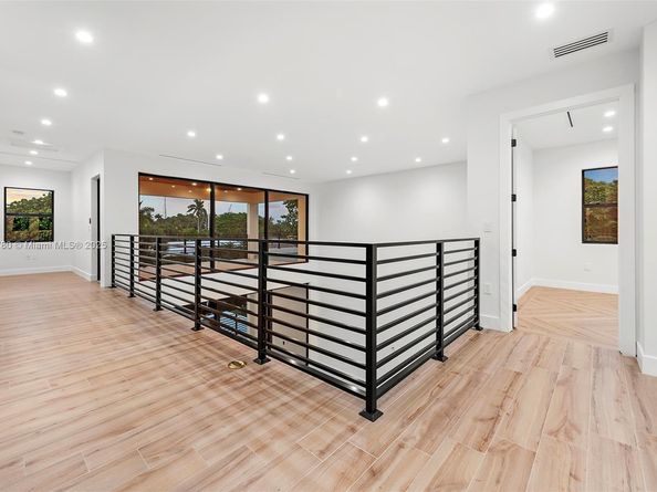 1505 SW 5th Pl, Fort Lauderdale FL 33312
