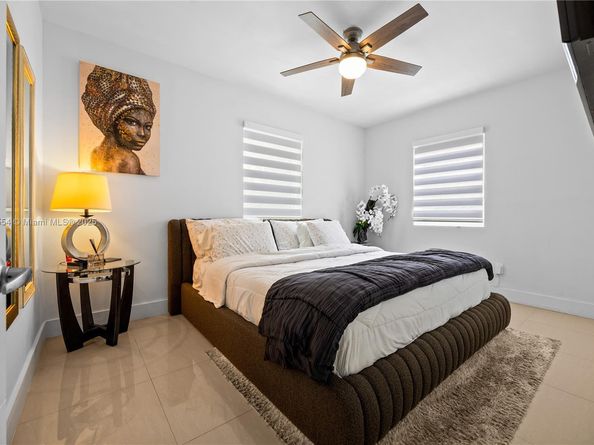 2520 SW 13th St, Miami FL 33145