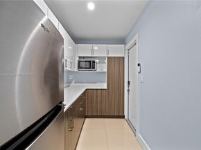 2520 SW 13th St, Miami FL 33145