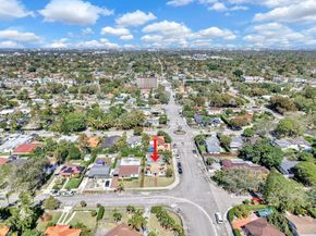 6303 SW 43rd St, South Miami FL 33155