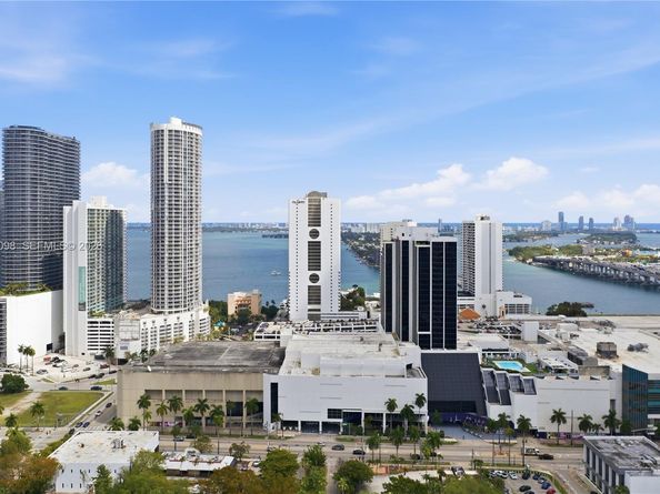 1600 NE 1st Ave 1610, Miami FL 33132